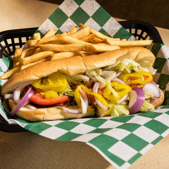 10' Roast Beef Sub.